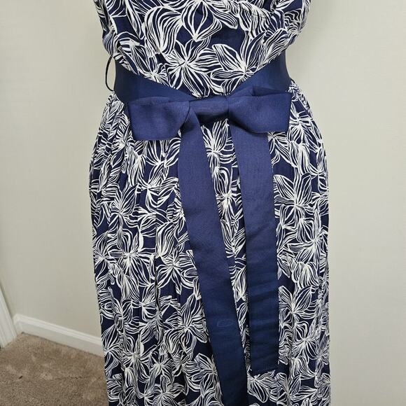 Vineyard Vines Blue & White Floral Maxi Dress Sleeveless Pockets Belted Size 4 - Picture 12 of 16